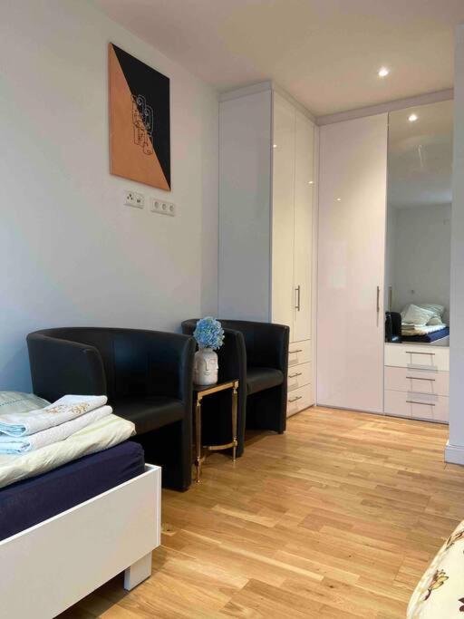 Luxury Apartment With Air Conditioning & Jaccuzzi Near Frankfurt Wiesbaden 호프하임암타우누스 외부 사진