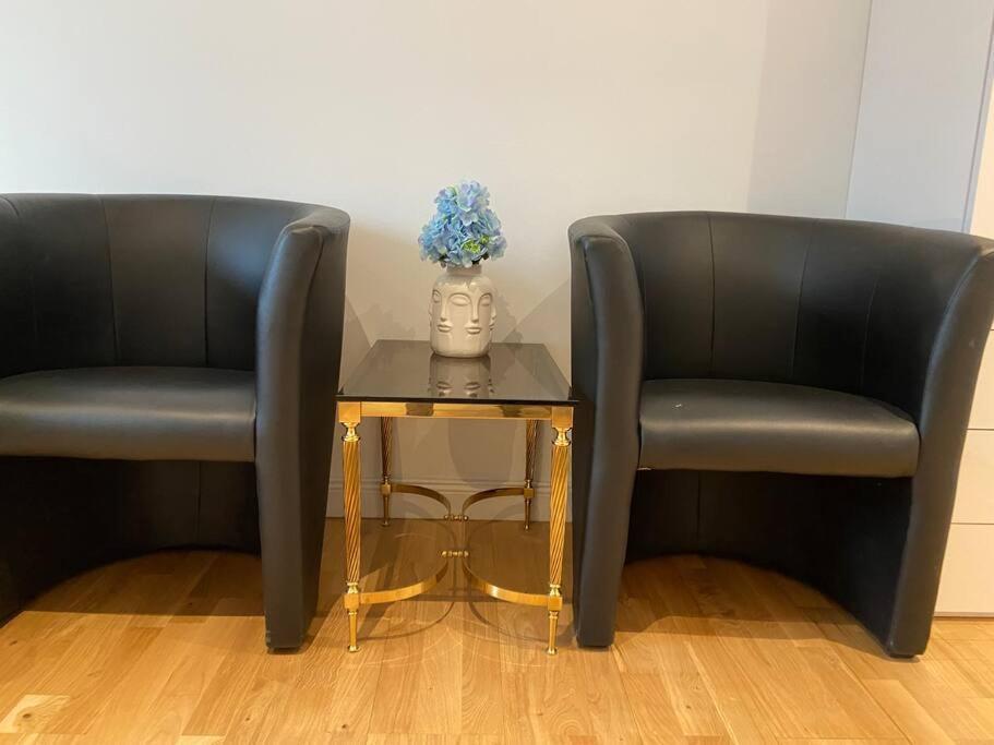 Luxury Apartment With Air Conditioning & Jaccuzzi Near Frankfurt Wiesbaden 호프하임암타우누스 외부 사진